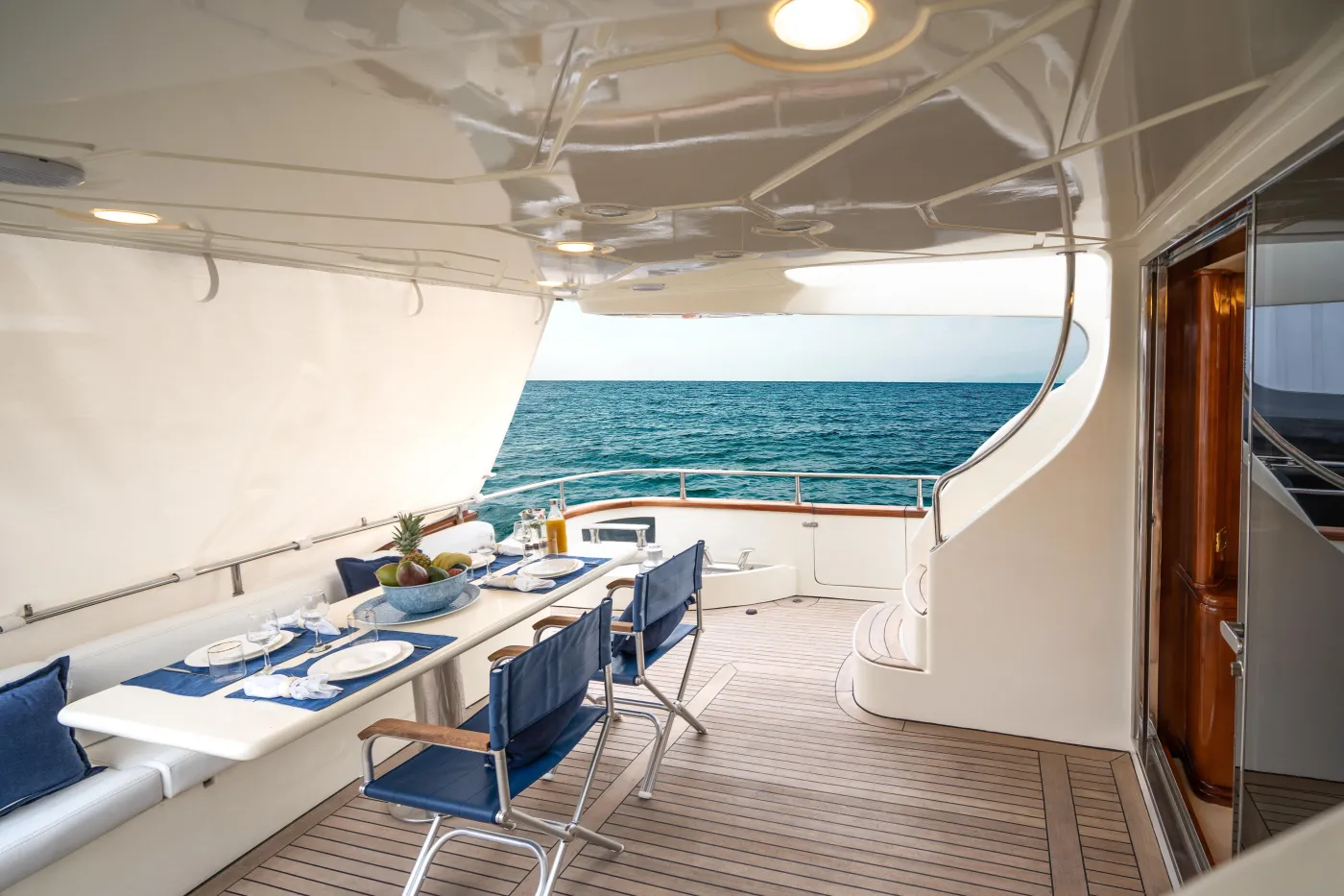 Estia Zeus - Motor Yacht in Elliniko