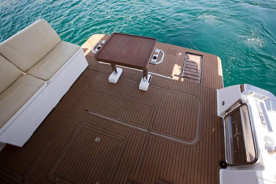 Zanngi - Motor Yacht in Podstrana