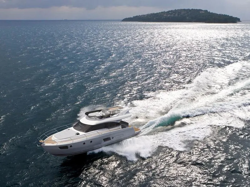 Zanngi - Motor Yacht in Podstrana