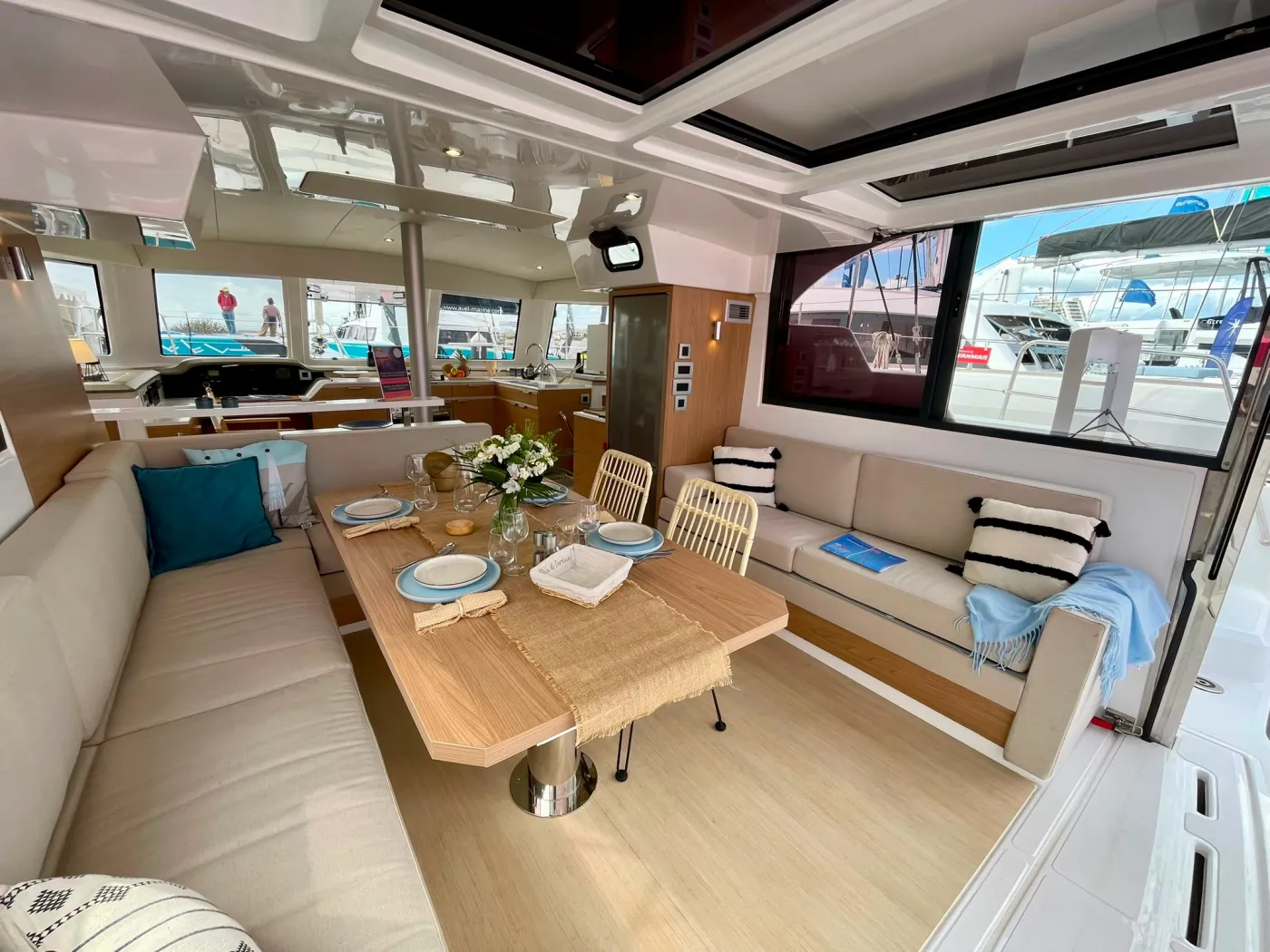 Hélios II - Catamaran in Saint-Mandrier-sur-Mer