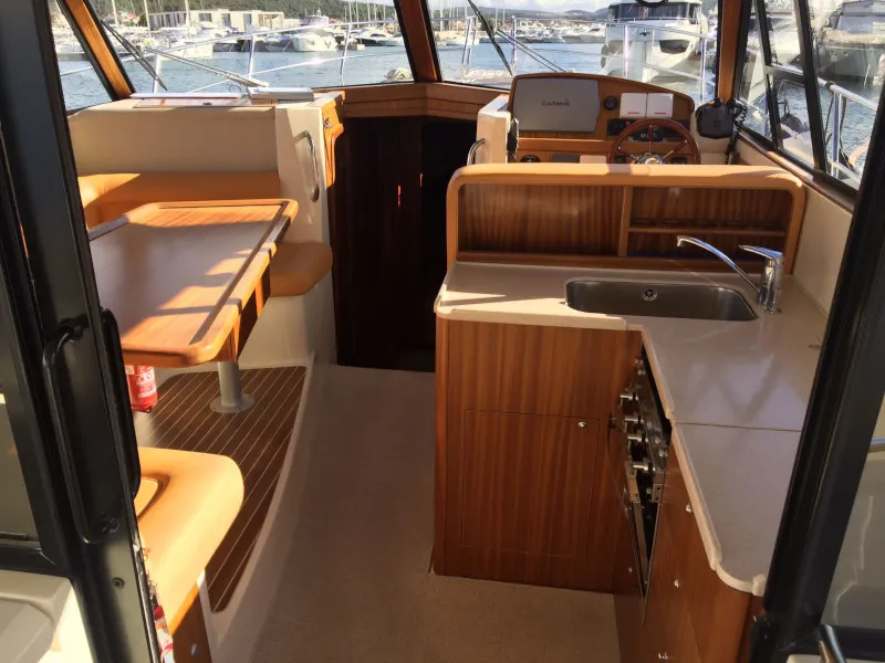 Tina II - Motor Yacht in Zadar