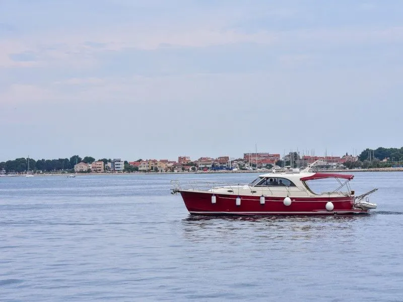 Renesansa - Motor Yacht in Zadar