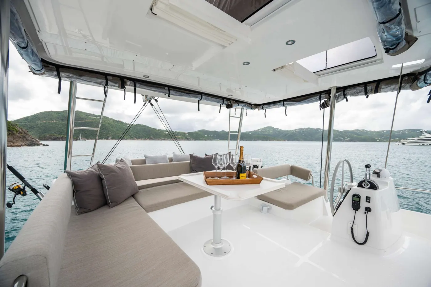 Premium + - Catamaran in Sant Antoni de Portmany