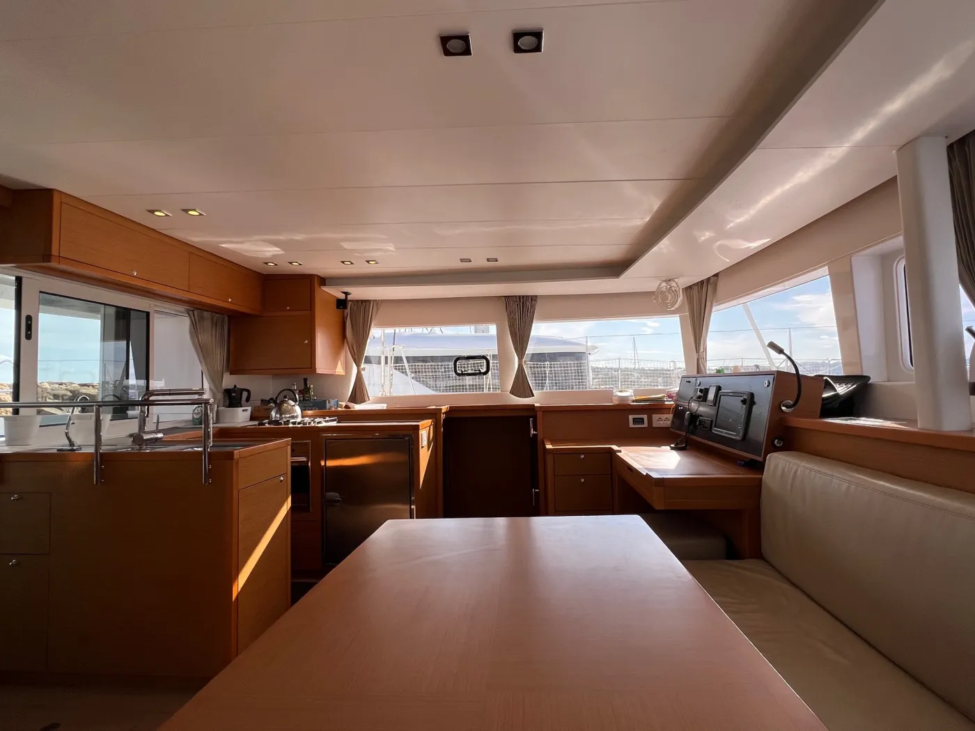 Ocean Mares - Catamaran in Sant Antoni de Portmany