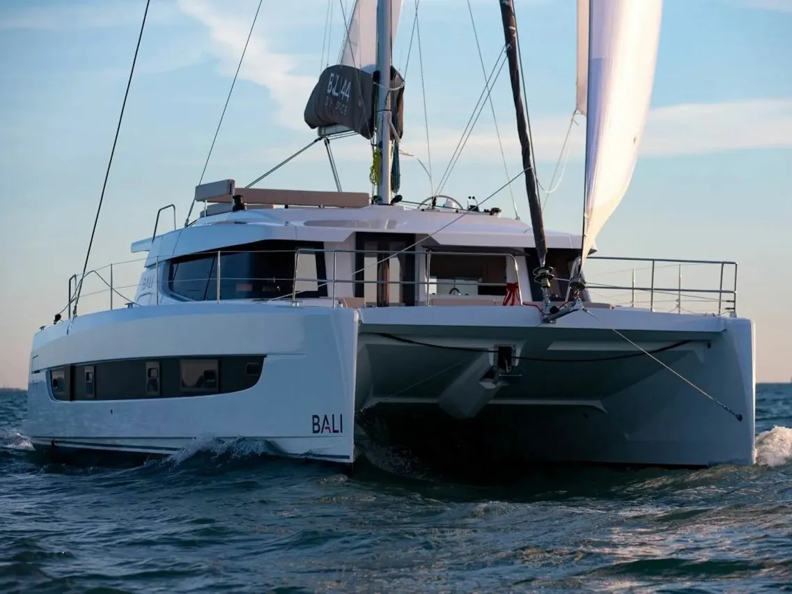 OLIVIA - Catamaran in Sant Antoni de Portmany