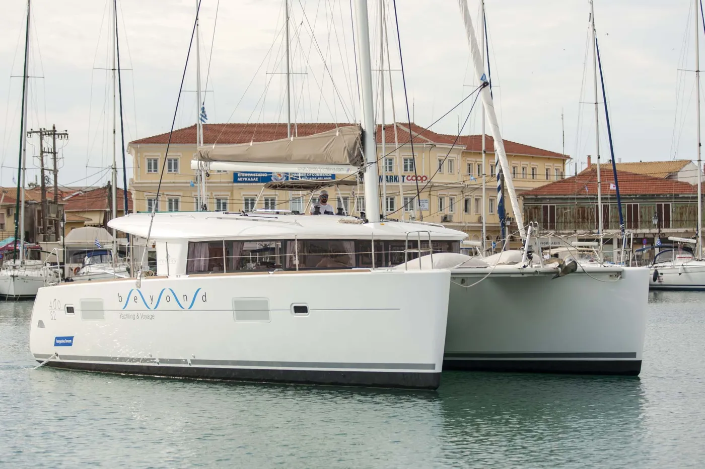 Tangerine Dream - Catamaran in Lefkada