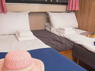 Cirrus A - Budget 4 - Motor Yat içinde Jarnac