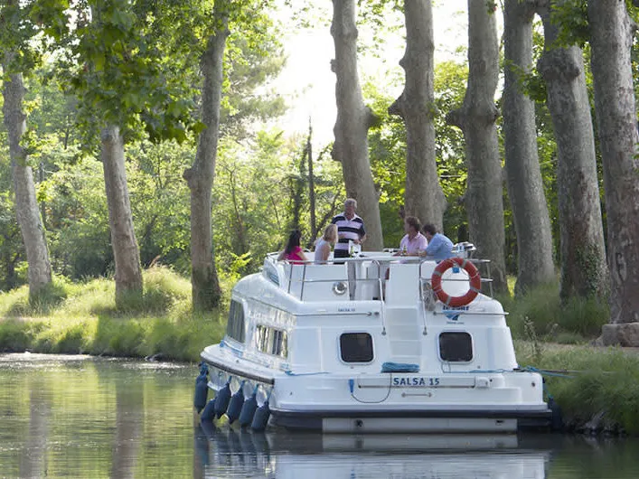 Salsa A - Comfort 6 - Motor Yacht in Douelle