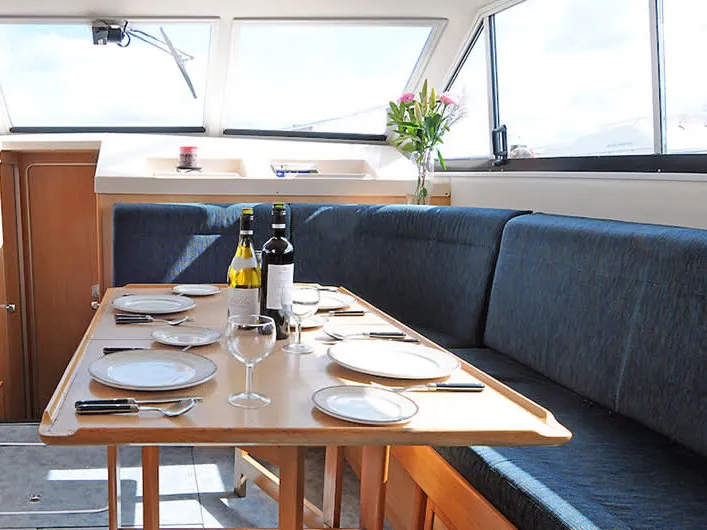 Shannon Star - Budget 9 - Motor Yacht in Fairyhill