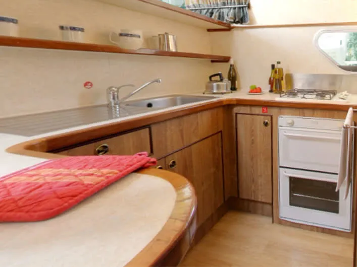Royal Classique - Comfort 17 - Motor Yacht in Saint-Usage