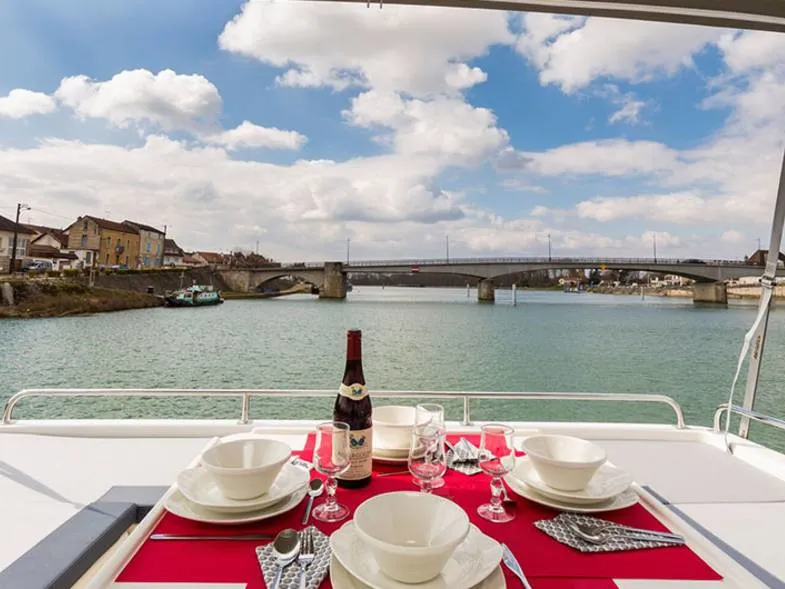 Horizon 1 - Premier 51 - Motor Yat içinde Migennes