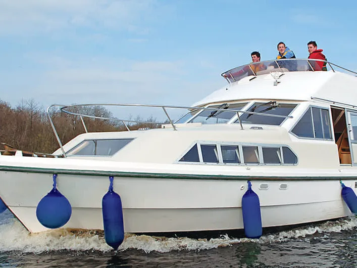 Shannon Star - Budget 13 - Motor Yacht in Townparks