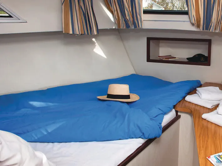 Corvette A - Budget 10 - Motor Yat içinde Le Mas-d'Agenais