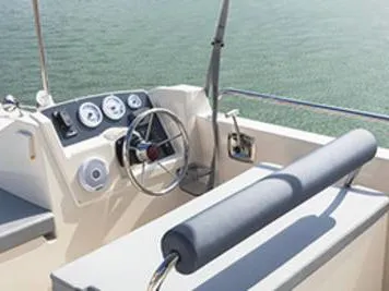 Horizon 5 - Premier 10 - Motor Yacht in Homps