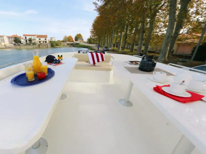 Vision4 - Comfort Plus 5 - Motor Yat içinde Saint-Gilles