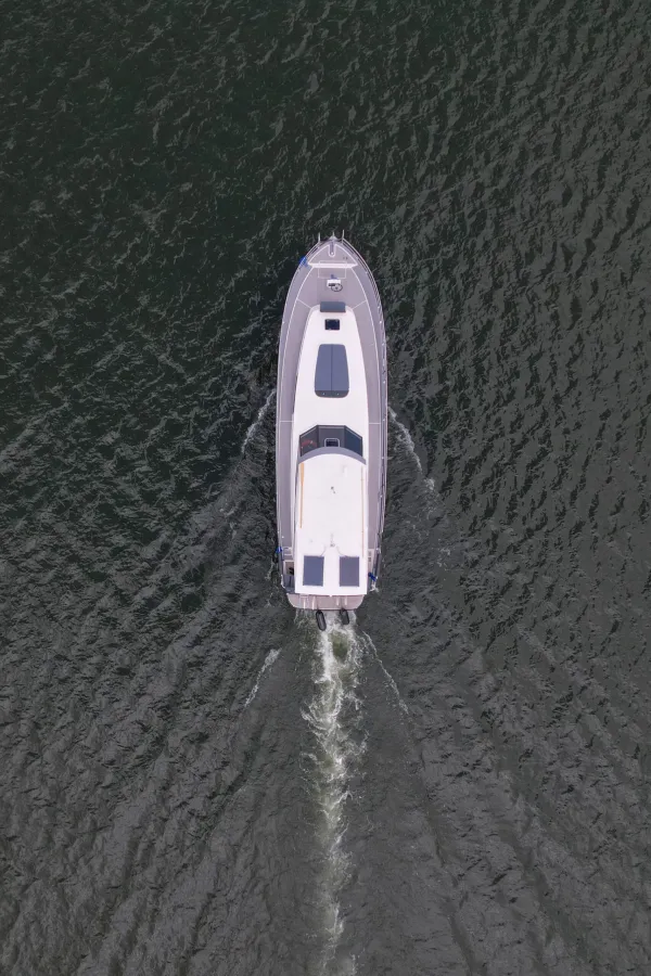 Nautika 1300 Royal