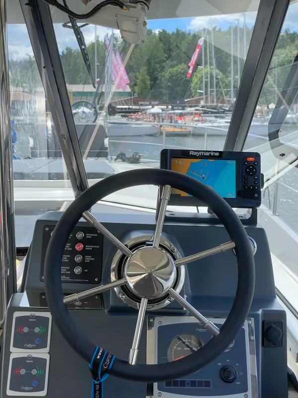 Nautika 1300 Royal