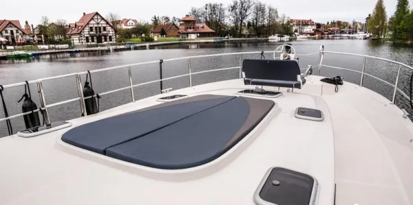 Nautika 1300 LUX