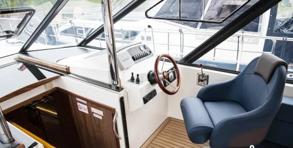 Nautika 1300 LUX