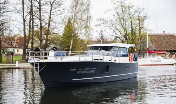 Nautika 1300 LUX