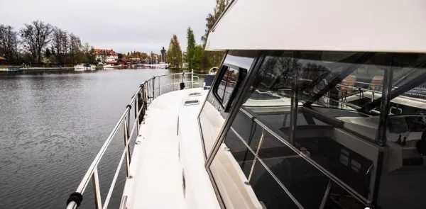 Nautika 1300 LUX