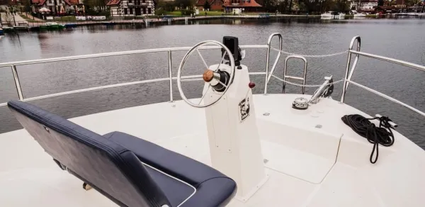 Nautika 1300 LUX