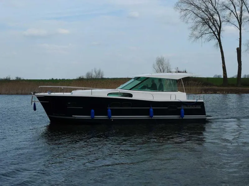 Nautika 1000 - Motor Yat içinde Wilkasy