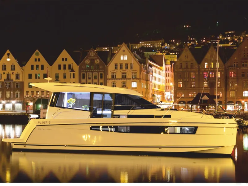 Platinum 989 Flybridge - Motor Yat içinde Wilkasy