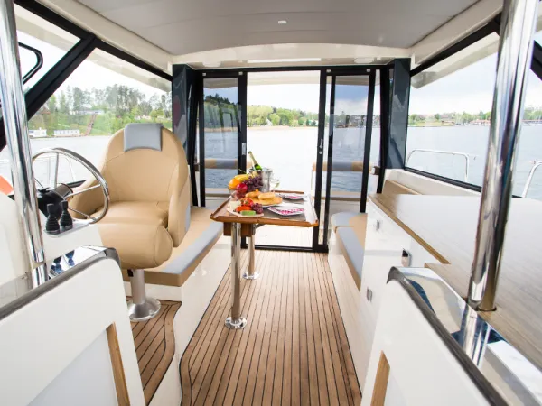 Nautika 1300 VIP