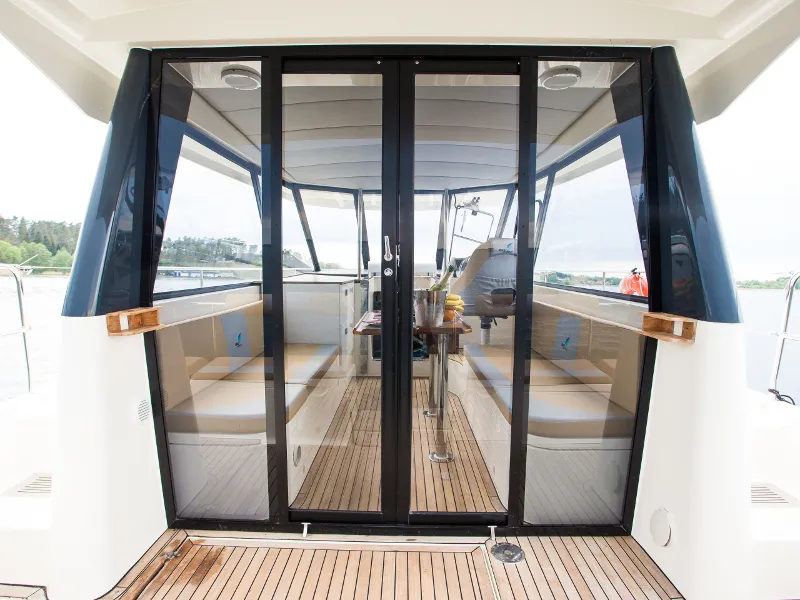 Nautika 1300 VIP - Motor Yacht in Wilkasy