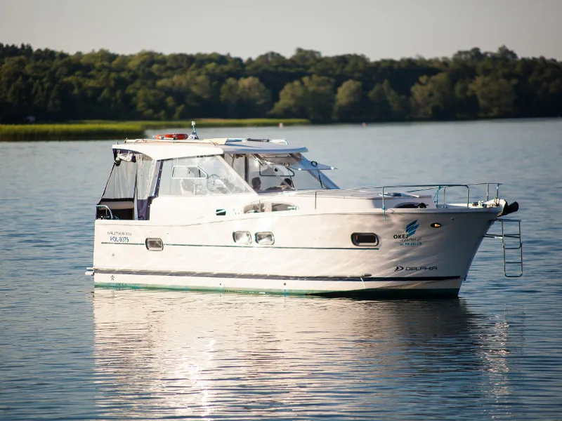 Nautika 1000 VIP - Motor Yacht in Wilkasy