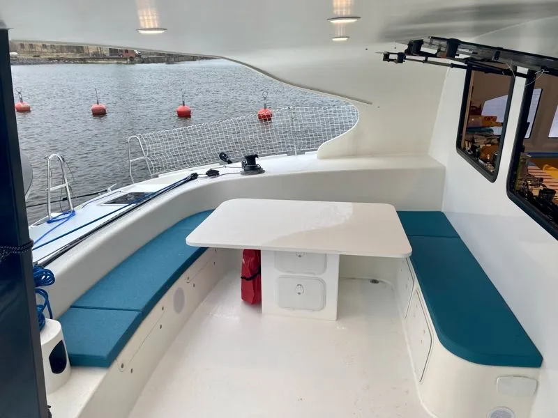 Aonyx - Catamaran in Ribishi