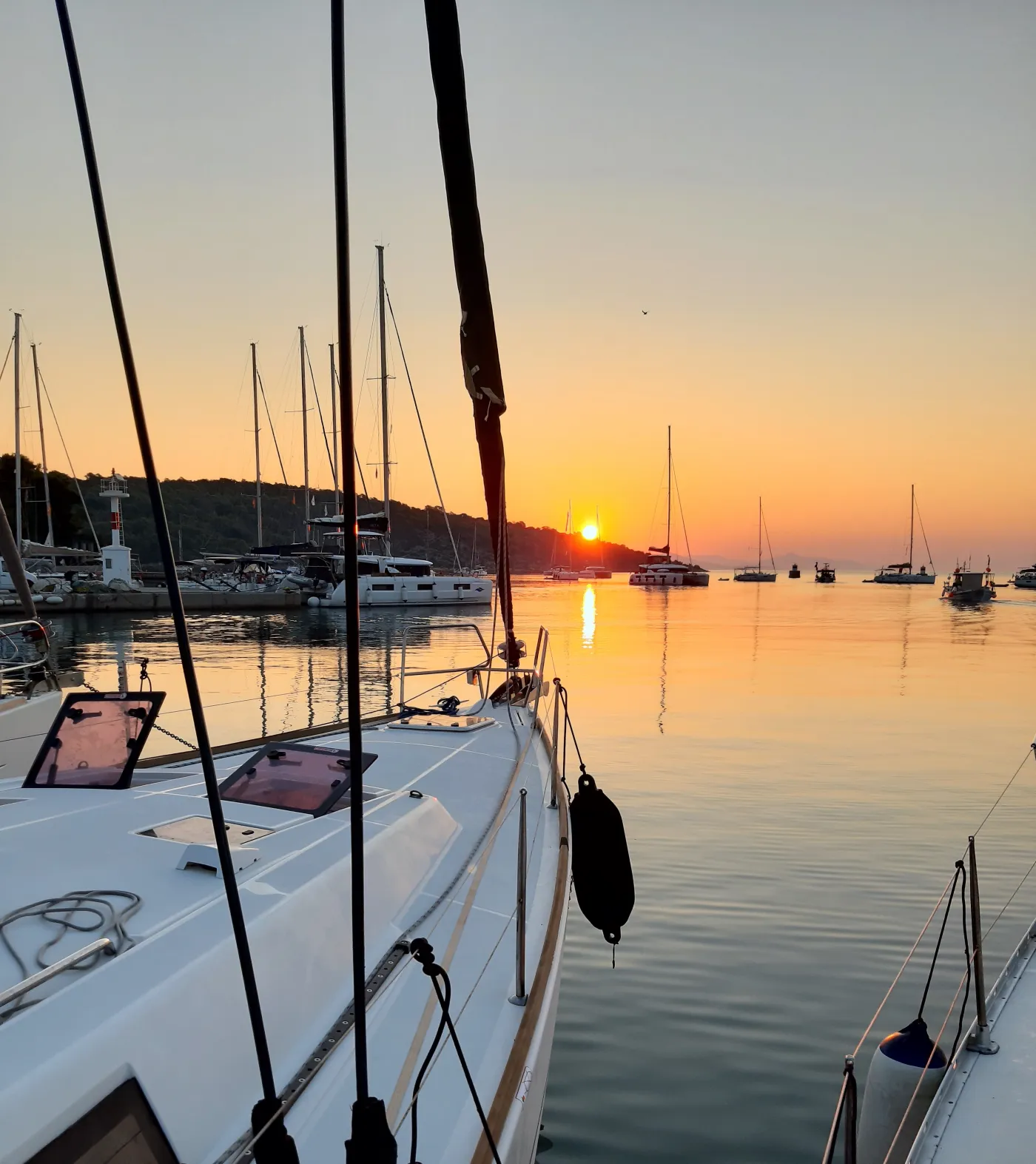 Sifnos 43.1 - Sailboat in Kallithea