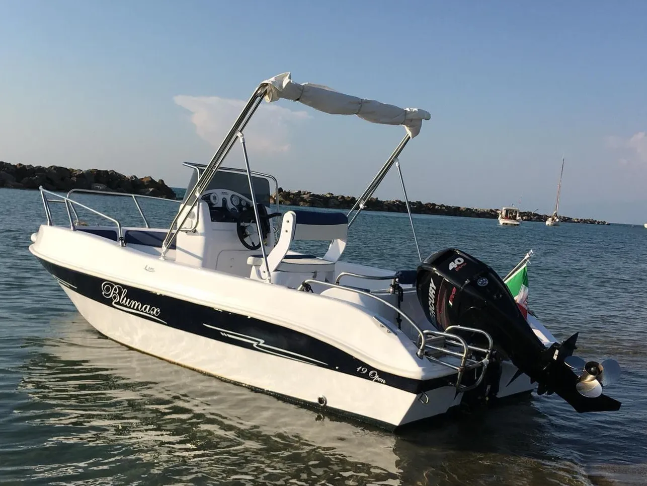 Dory - Blue - Motor Yat içinde Livorno