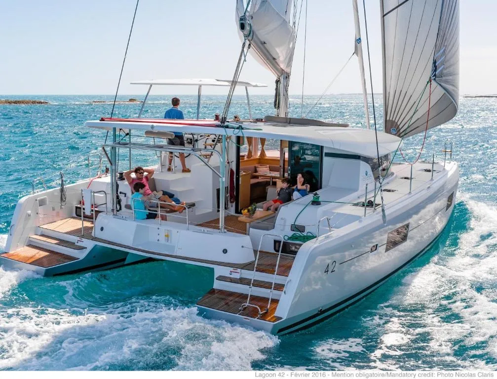 Lagoon 42 (2020) AM - Katamaran içinde Alimos
