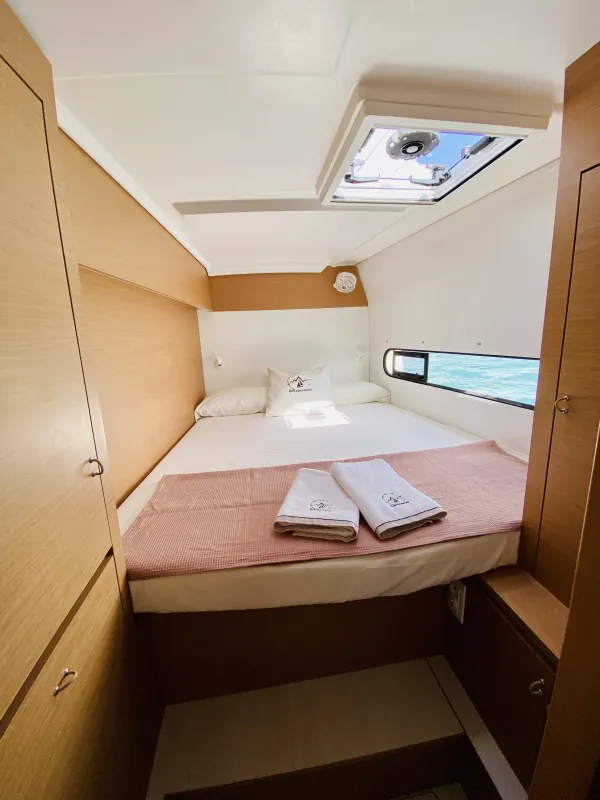 OLOKUM Mallorca BAREBOAT