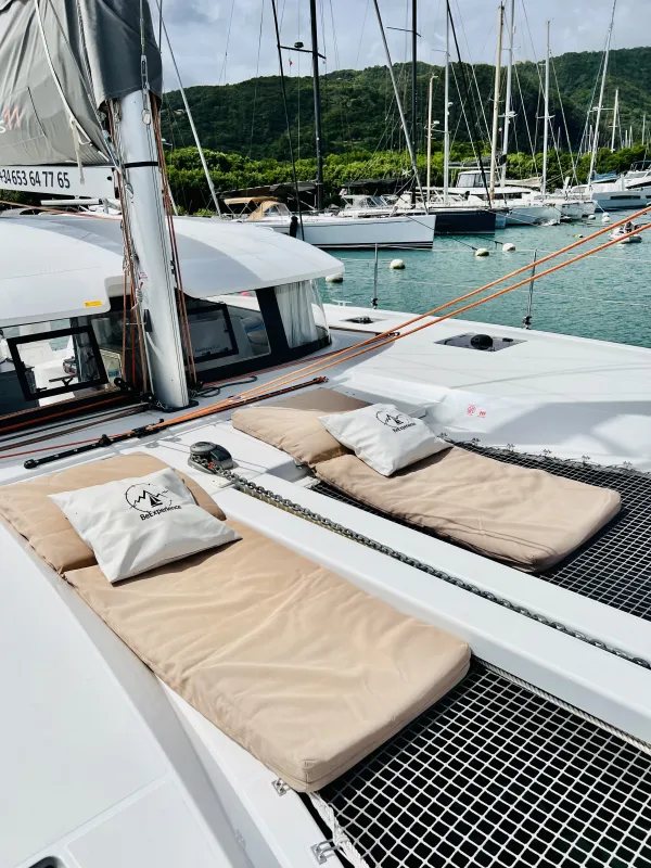 OLOKUM Denia BAREBOAT