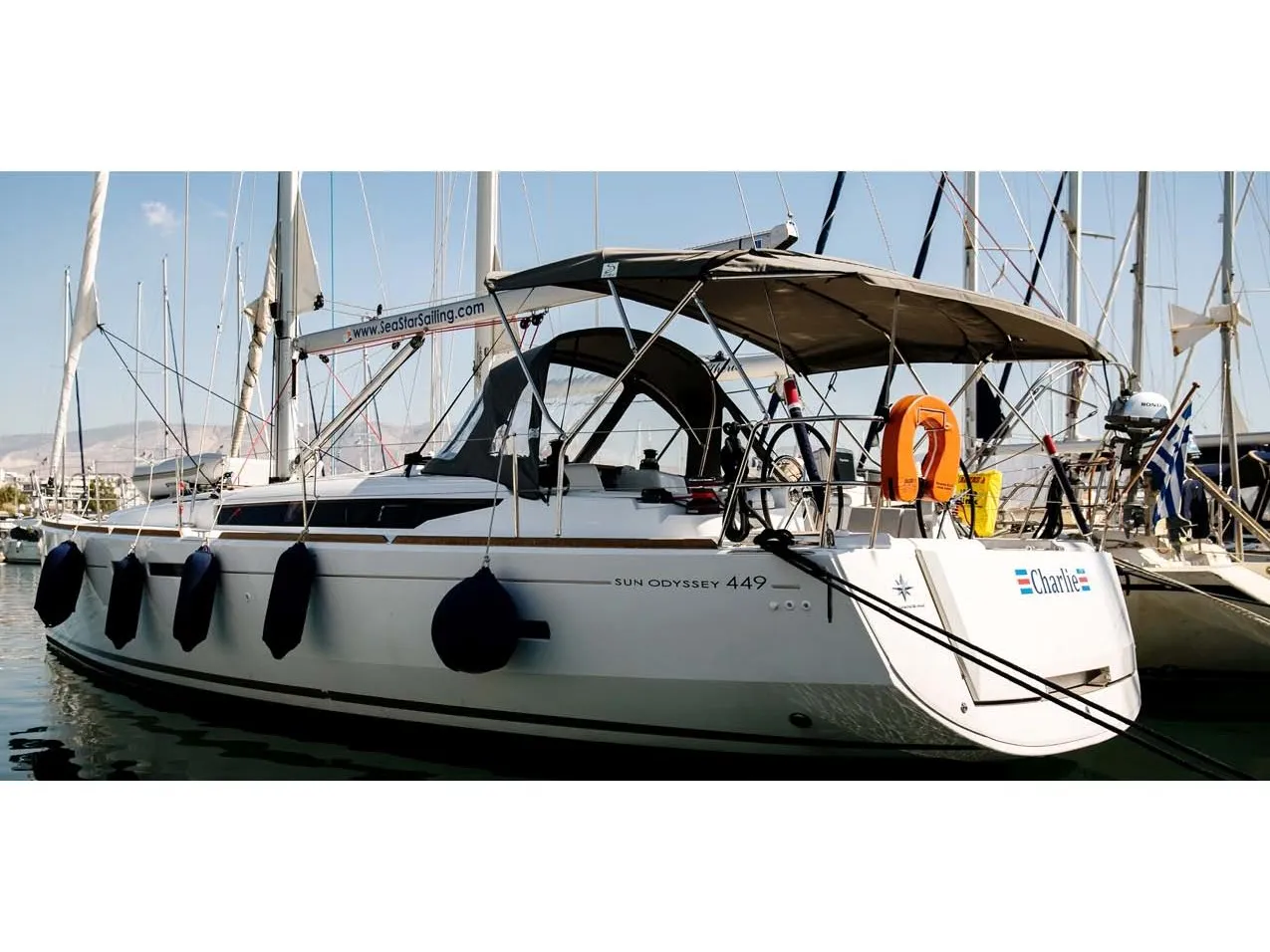 Charlie - Sailboat in Alimos