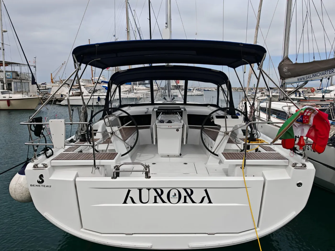 Aurora - Sailboat in Vibo Marina
