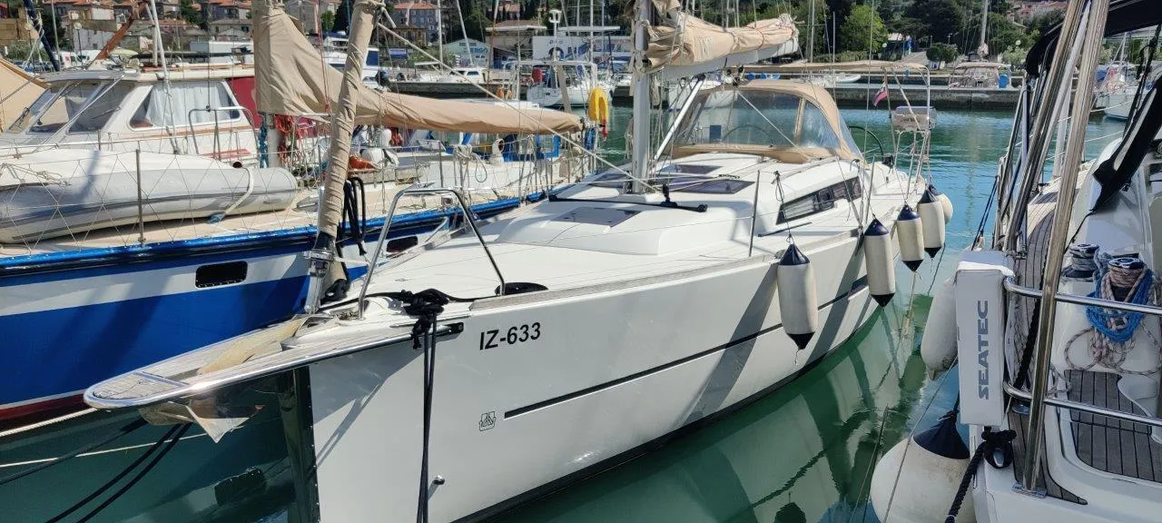Joy AS - Sailboat in Izola