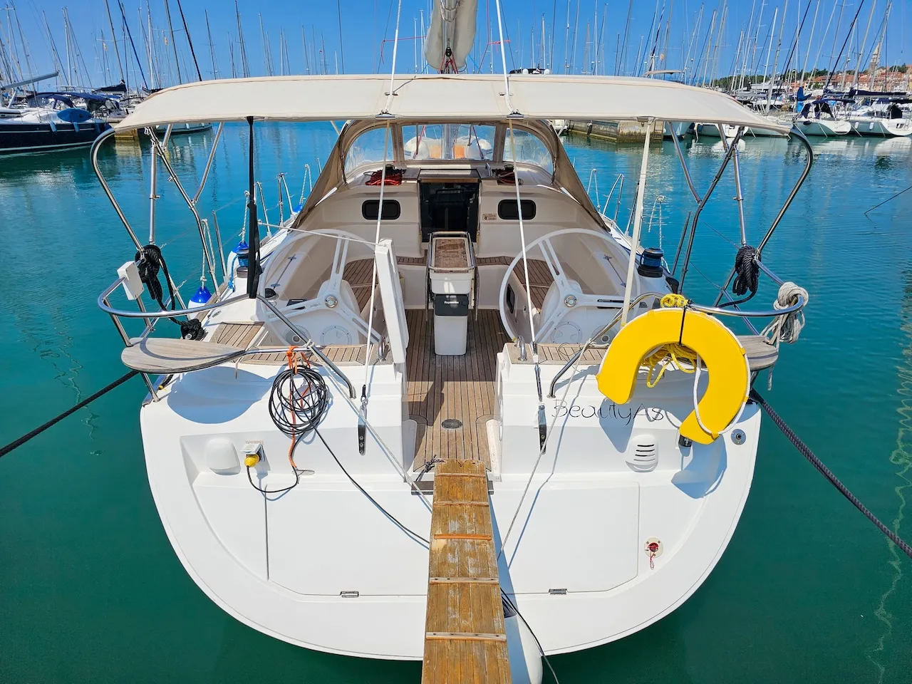 Beauty AS - Sailboat in Izola