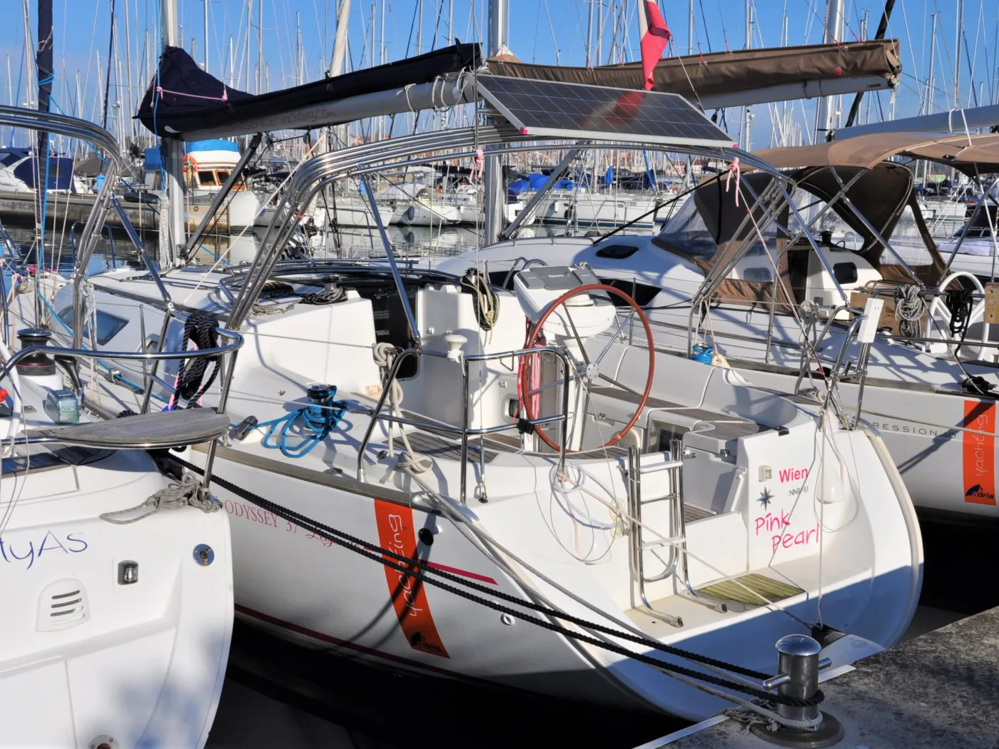 Pink Pearl - Sailboat in Izola