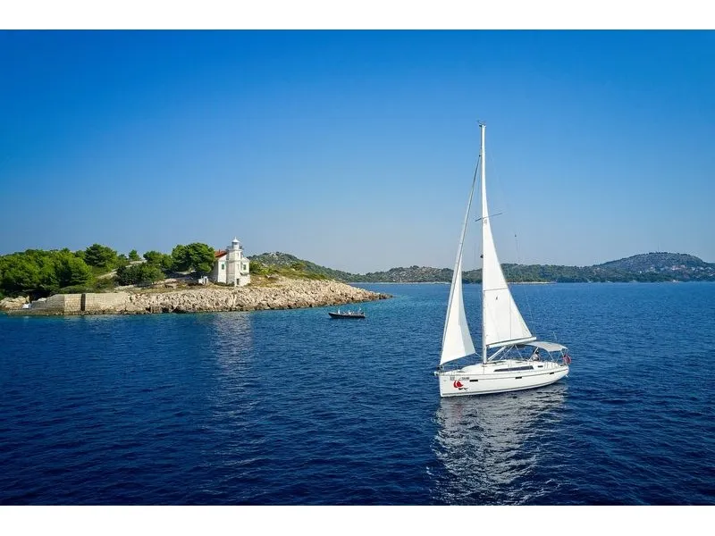 MH 63 - Sailboat in Murter