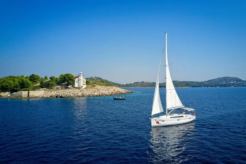 MH 60 - Sailboat in Murter