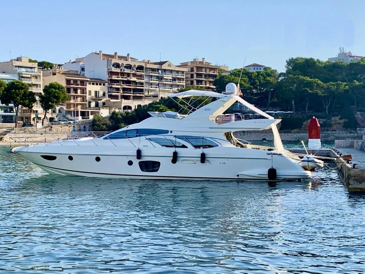 L'Eclair 3 - Motor Yacht in Vallauris