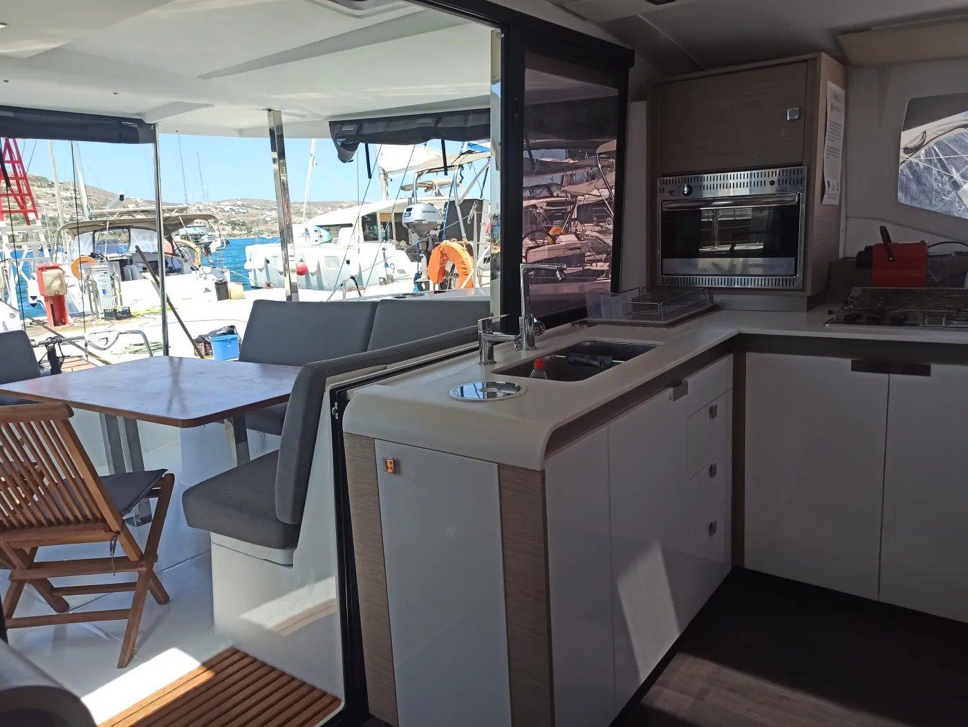 ALMIRIKI - Catamaran in Paros