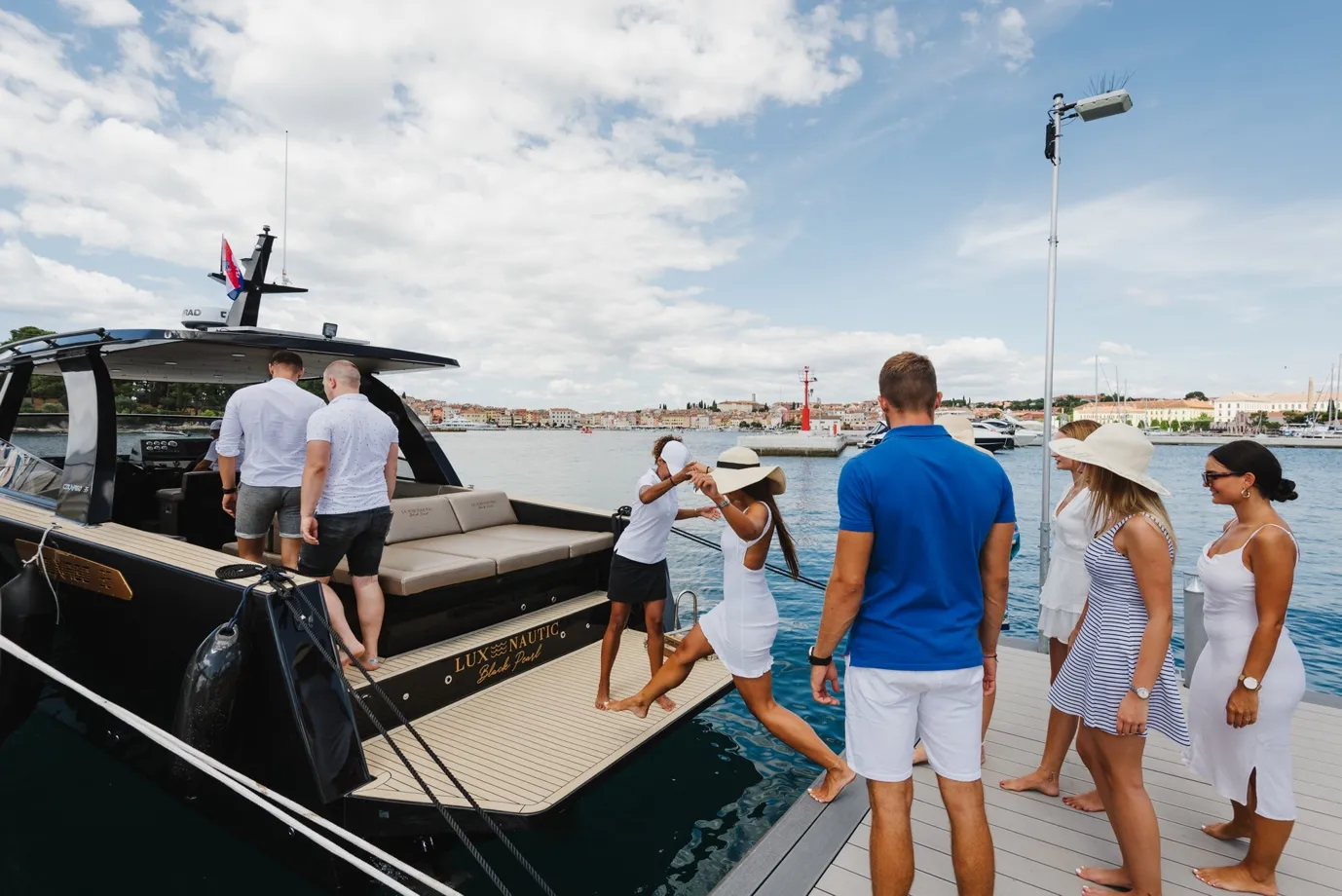 Black Pearl - Motor Yat içinde Rovinj