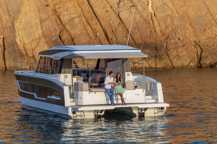 KIKA - Catamaran in Anatoliki Attiki