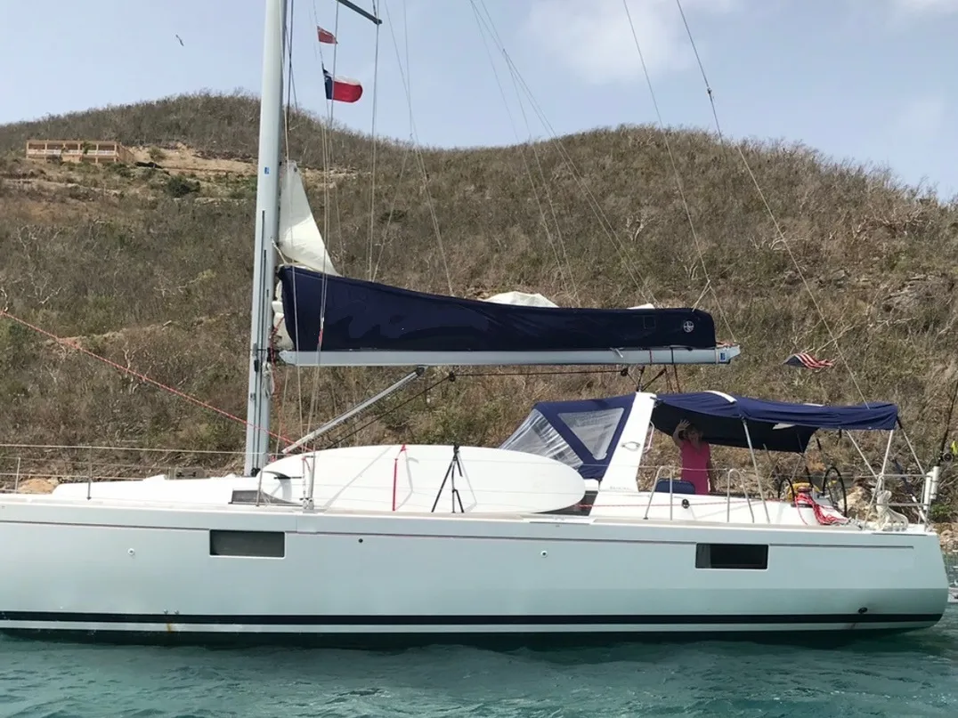 Jada - Sailboat in Road Town