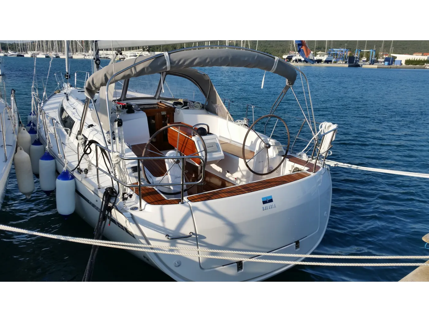 Mišac - Sailboat in Bibinje